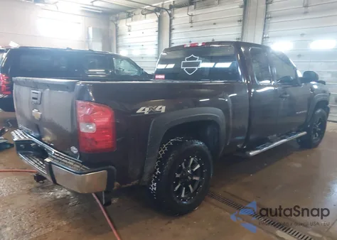 2008 Chevrolet Silverado 1500 Work Truck z USA, uszkodzony, nr VIN 1GCEK19C38Z187969